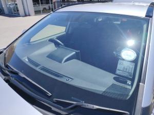 Toyota RAV4 2.0 GX - Image 14