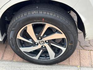 Toyota Starlet 1.5 XR auto - Image 9