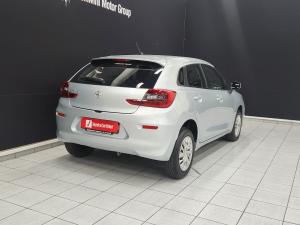 Toyota Starlet 1.5 Xi - Image 2