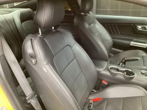 Ford Mustang 5.0 GT fastback auto - Image 15