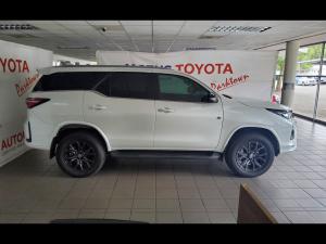Toyota Fortuner 2.8GD-6 4x4 GR-Sport - Image 3