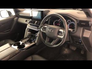Toyota Land Cruiser 300 3.3D GX-R - Image 10