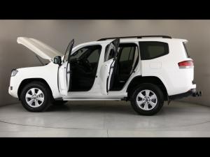 Toyota Land Cruiser 300 3.3D GX-R - Image 26