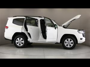 Toyota Land Cruiser 300 3.3D GX-R - Image 30