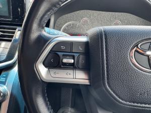 Toyota Land Cruiser 300 3.3D GX-R - Image 9