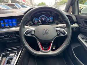Volkswagen Golf GTI - Image 8