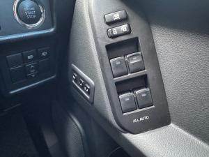 Toyota Land Cruiser Prado 2.8GD VX-L - Image 23