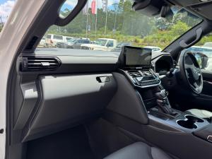 Toyota Land Cruiser 300 3.3D GR-Sport - Image 7