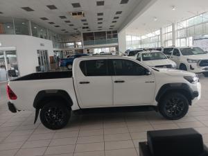 Toyota Hilux 2.8 GD-6 RB Legend 4X4 automaticD/C - Image 3