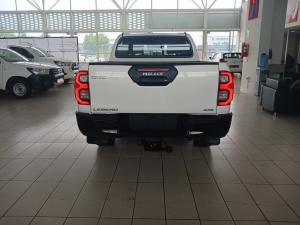 Toyota Hilux 2.8 GD-6 RB Legend 4X4 automaticD/C - Image 5