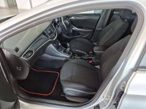 Opel Astra 1.0T Enjoy - Image 14
