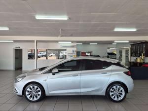 Opel Astra 1.0T Enjoy - Image 2
