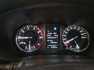 Toyota Hilux 2.4 GD-6 RB Raider automaticE/CAB - Image 13