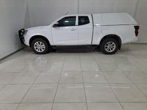 Isuzu D-Max 1.9TD Extended cab LS auto - Image 2