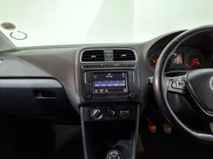 Volkswagen Polo sedan 1.4 Comfortline - Image 6