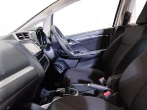 Honda WR-V 1.2 Elegance - Image 14