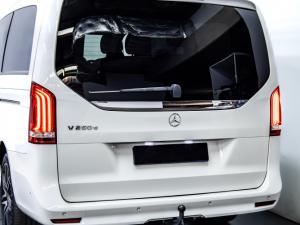 Mercedes-Benz V250d Avantgarde AMG automatic - Image 10