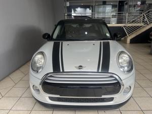 MINI Hatch Cooper Hatch 5-door - Image 9