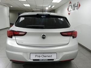Opel Astra hatch 1.0T Essentia - Image 4