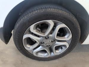 Hyundai i20 1.2 Fluid - Image 11