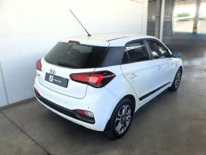 Hyundai i20 1.2 Fluid - Image 4