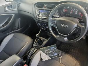 Hyundai i20 1.2 Fluid - Image 7