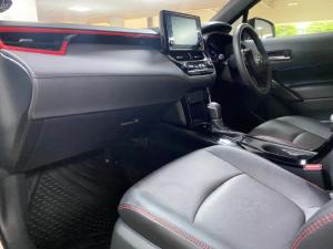 Toyota Corolla Cross 1.8 GR-Sport - Image 11