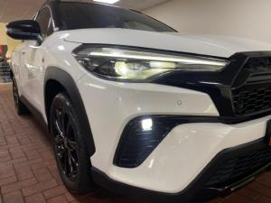 Toyota Corolla Cross 1.8 GR-Sport - Image 13
