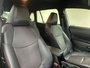 Toyota Corolla Cross 1.8 GR-Sport - Image 8