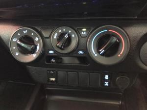 Toyota Hilux 2.4GD-6 double cab Raider auto - Image 13