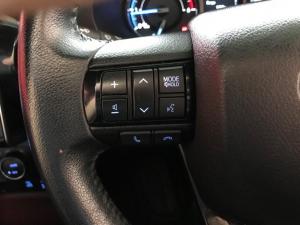 Toyota Hilux 2.8GD-6 double cab 4x4 Legend auto - Image 17