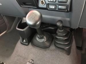 Toyota Land Cruiser 79 4.5D-4D LX V8 single cab - Image 10