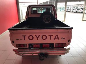 Toyota Land Cruiser 79 4.5D-4D LX V8 single cab - Image 5