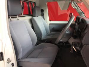Toyota Land Cruiser 79 4.5D-4D LX V8 single cab - Image 7