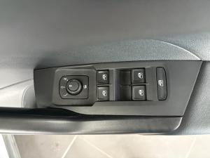 Volkswagen T-Cross 1.0TSI Life - Image 11