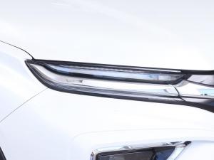 Toyota Urban Cruiser 1.5 XR manual - Image 9