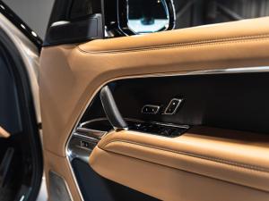 Land Rover Range Rover P530 Autobiography - Image 18