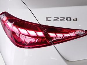 Mercedes-Benz C-Class C220d Avantgarde - Image 20