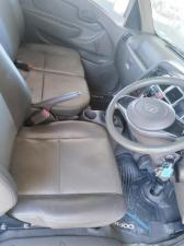 Hyundai H-100 Bakkie 2.6D chassis cab - Image 4