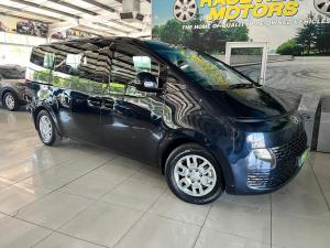 Hyundai Staria 2.2D Executive 9-seater - Image 1
