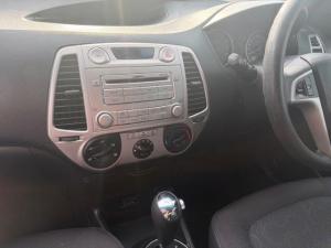 Hyundai i20 1.4 Fluid auto - Image 17