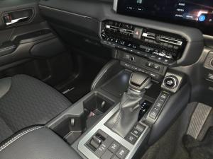 Toyota Land Cruiser Prado 2.8GD VX-L - Image 16