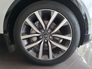 Land Rover Discovery D300 R-Dynamic HSE - Image 7