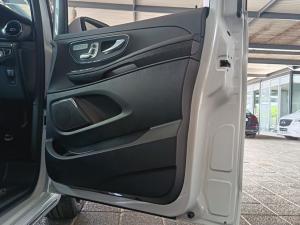 Mercedes-Benz V-Class V300d Exclusive - Image 7