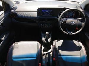 Hyundai Grand i10 1.0 Fluid hatch manual - Image 9