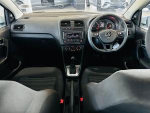 Volkswagen Polo Vivo hatch 1.6 Comfortline auto - Image 3