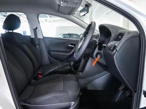 Volkswagen Polo Vivo hatch 1.4 Trendline - Image 10