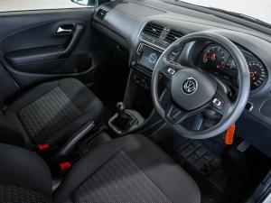 Volkswagen Polo Vivo hatch 1.4 Trendline - Image 8