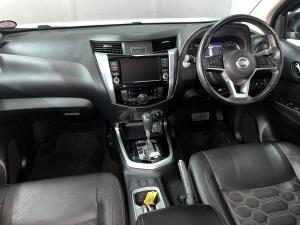 Nissan Navara 2.5DDTi double cab LE Plus 4x4 - Image 12