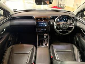 Hyundai Tucson 2.0D Elite - Image 13